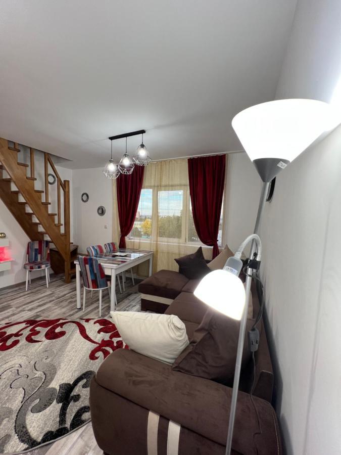 Апартаменты Zizi'S House Garii Брашов Экстерьер фото